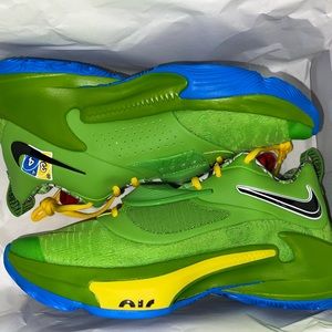 Zoom Freak 3 “Uno” Collection